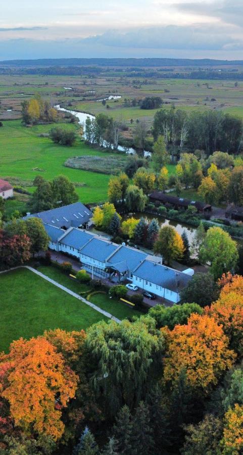 Zacisze Nad Nida Resort Pinczow Exterior foto